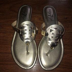 Vintage 7 eight gold sandals